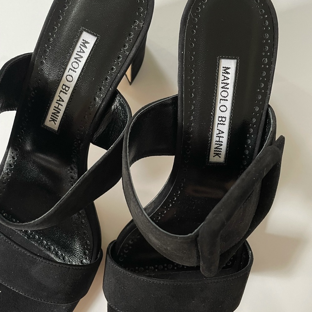 Manolo Blahnik Black Suede Buckle Block Heel Sandals - Picture 5 of 9